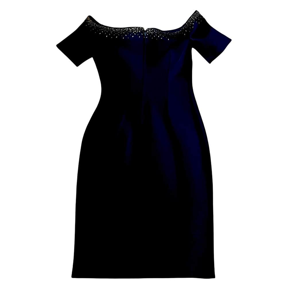 Calvin Klein size 6 Little Black Dress